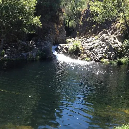 Сasa de vacaciones Refugio Da Montanha Amazing Views Gois Region *